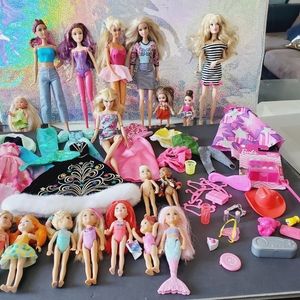 Huge Barbie doll lot with accessories